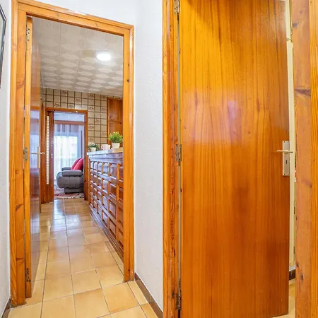 Hotel Basic Comfort Poeta Marquina 2º 2027 *